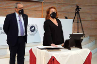 Inmaculada Postigo toma posesión como decana de la Facultad de Ciencias de la Comunicación