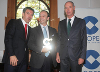 El Área de Comunicación de la UMA recibe el premio "Prestigio" que concede COPE Málaga