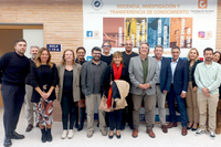 Representantes institucionales en la visita a la Facultad de Turismo de la UMA