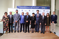 Participantes en la ceremonia de inauguración