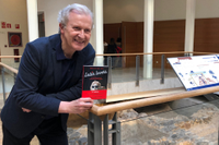 Emilio del Río en la presentación de su libro 'Latín lovers' en el Rectorado