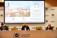 Sergio Corral, José Ángel Narváez y Miguel López Melero en la presentación de la cátedra en el Rectorado