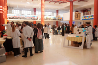 El alumnado también ha podido participar de manera activa en la jornada a través de once talleres dedicados a conocer más a fondo el cerebro, además de un laboratorio científico y un photocall